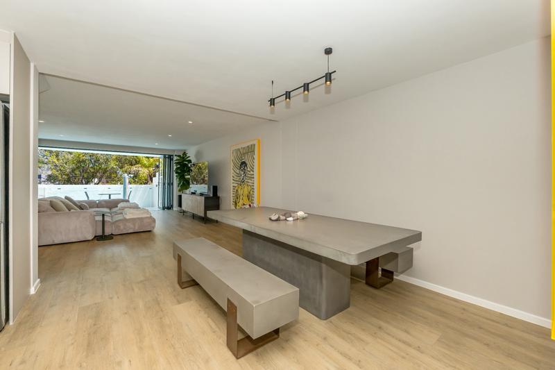 3 Bedroom Property for Sale in Camps Bay Western Cape